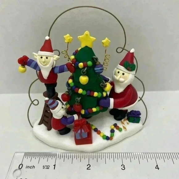 Kirkland Signature Jolly Holiday Ornament - Picture 1 of 4